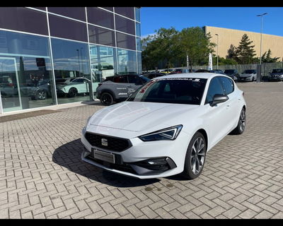 SEAT Leon 1.5 hybrid FR 116cv dsg del 2025 usata a Sarteano