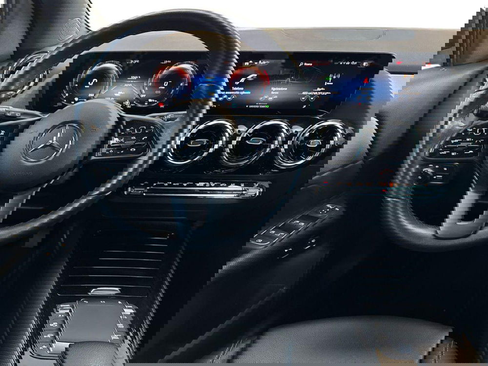 Mercedes-Benz GLA SUV usata a Rimini (11)