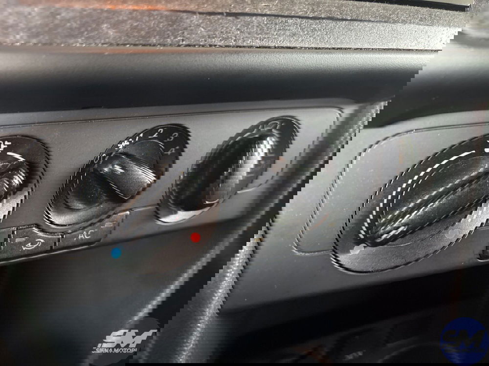 Volkswagen Polo usata a Siena (13)