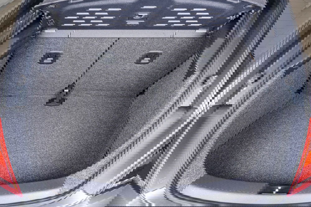 Volkswagen Maggiolino Cabrio usata a Perugia (7)