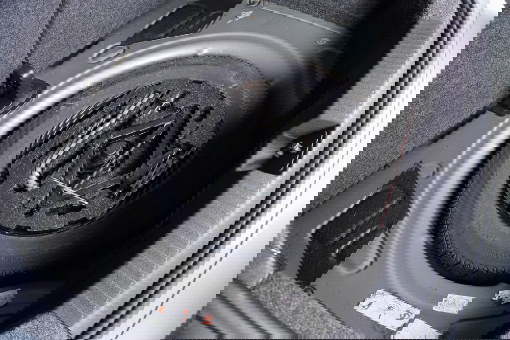 Volkswagen Maggiolino Cabrio usata a Perugia (8)