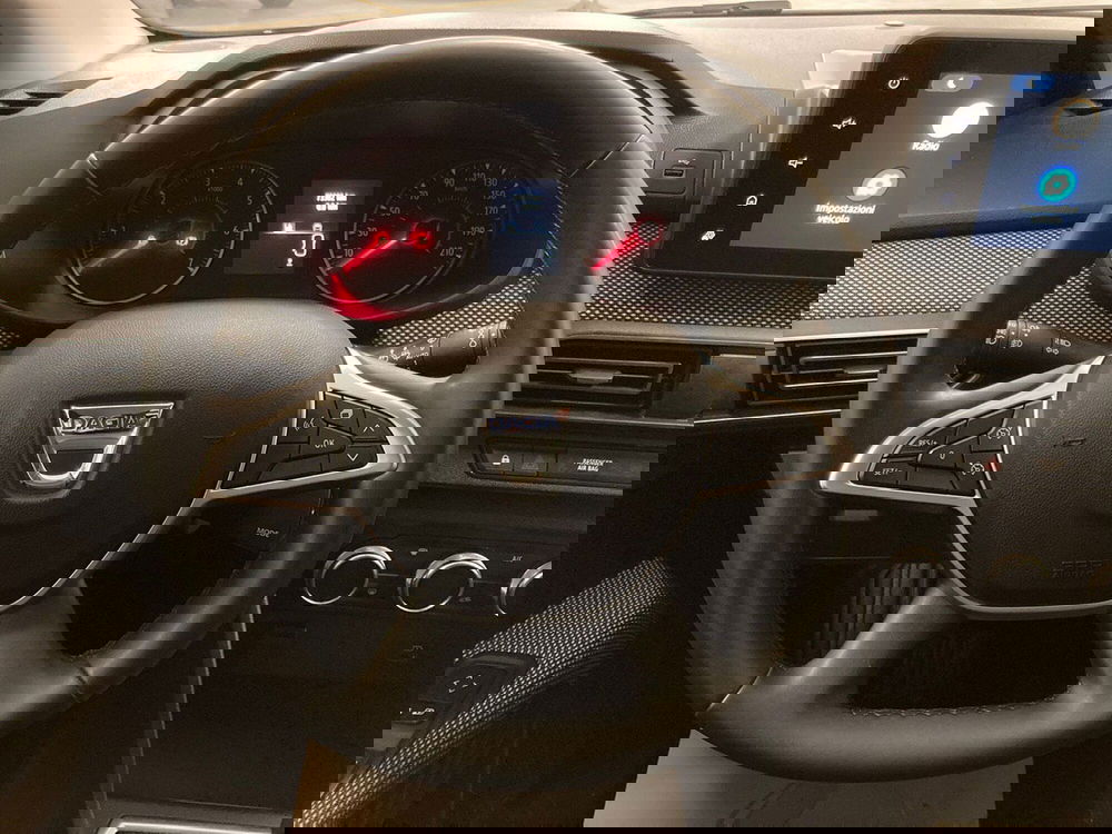 Dacia Jogger usata a Brescia (15)