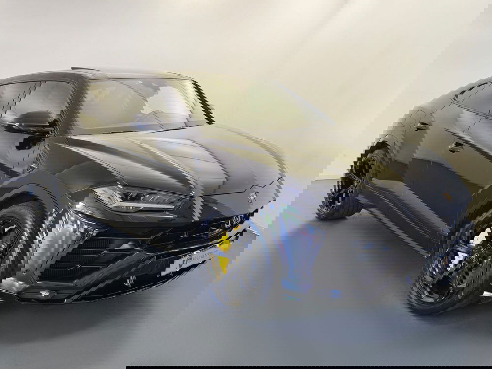 Lamborghini Urus usata a Bologna