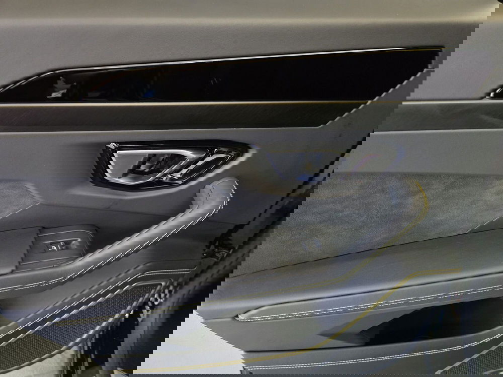 Lamborghini Urus usata a Bologna (18)