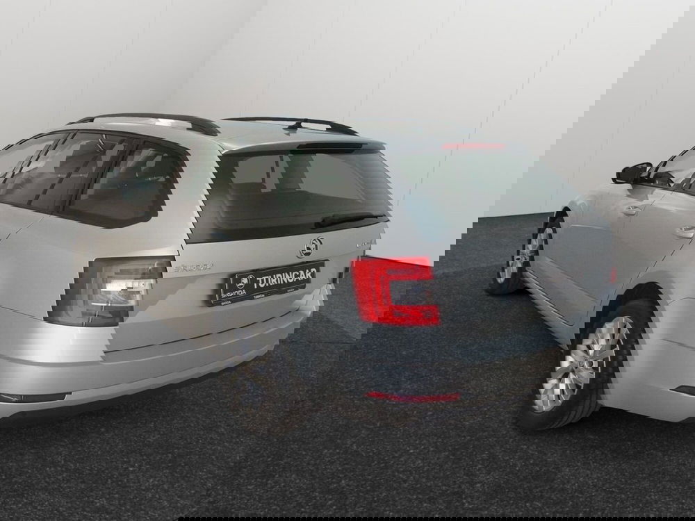 Skoda Octavia Station Wagon usata a Torino (4)