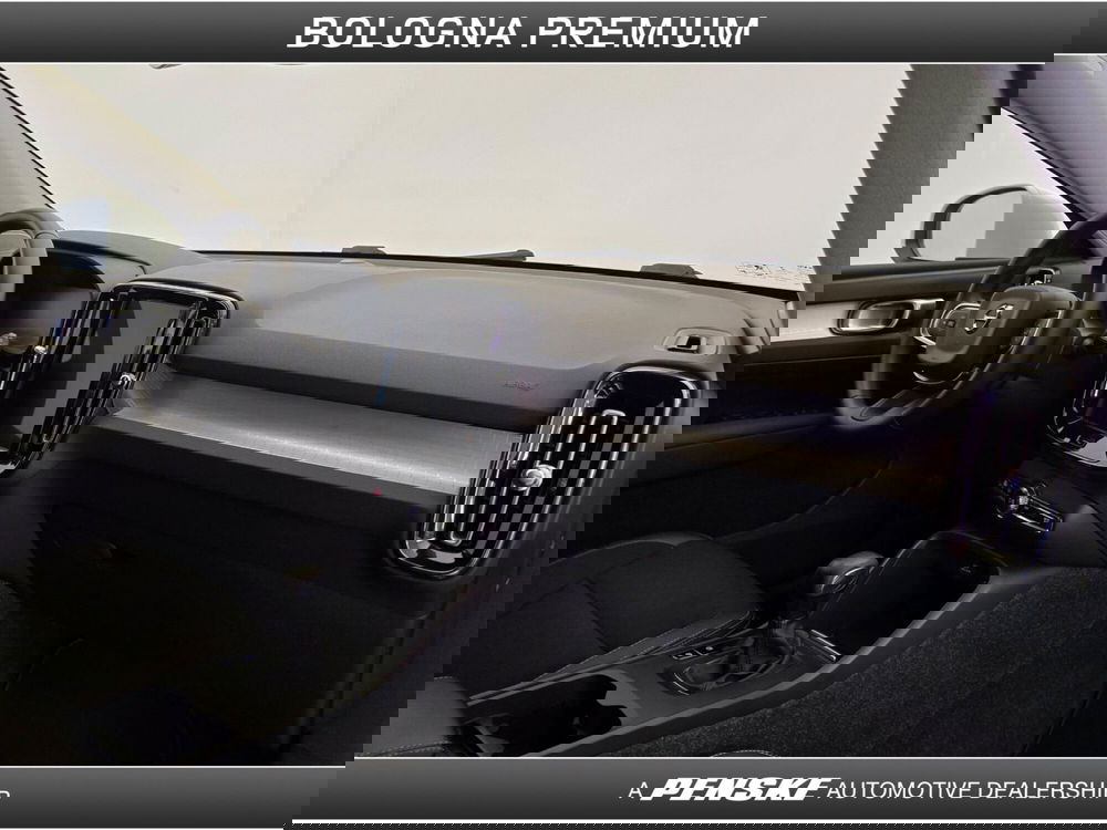 Volvo XC40 usata a Bologna (13)