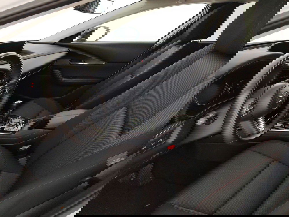 Mazda CX-30 usata a Massa-Carrara (7)