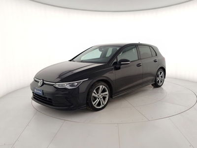 Volkswagen Golf 1.5 TSI EVO ACT R-Line del 2022 usata a Massa