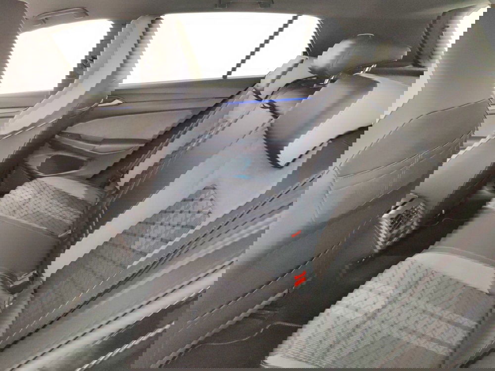 Volkswagen Golf usata a Massa-Carrara (10)