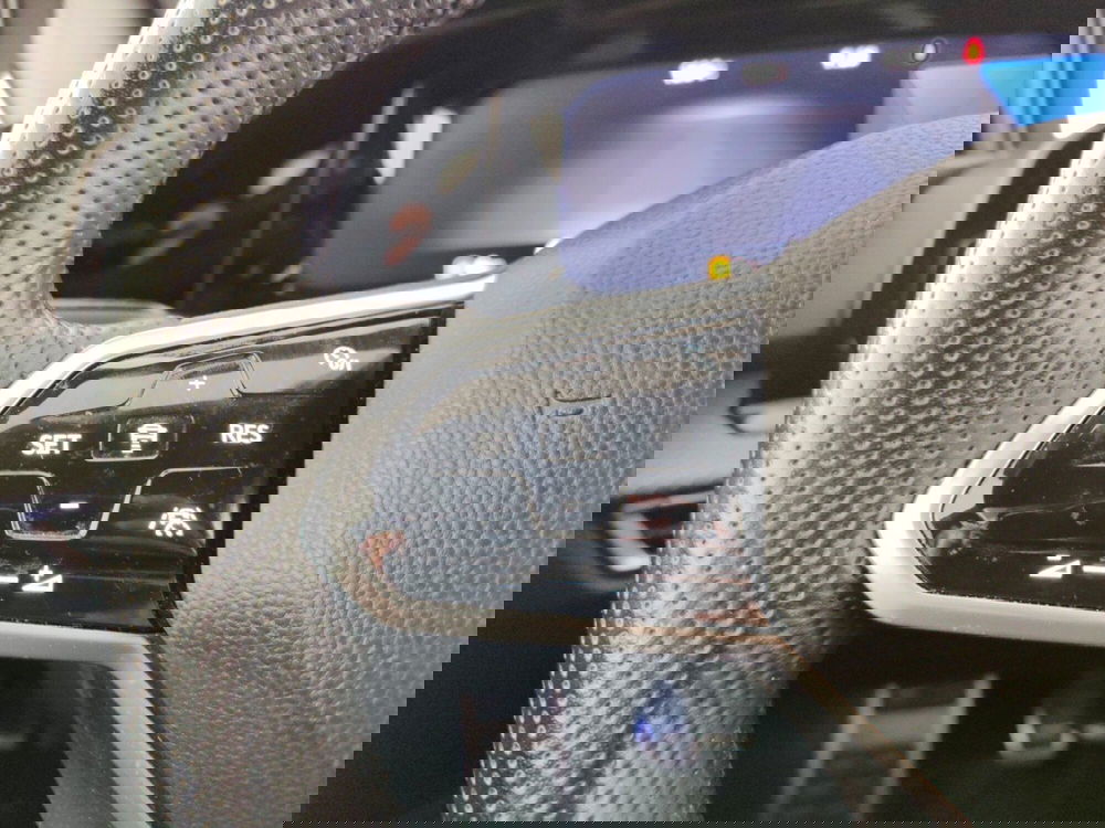 Volkswagen Golf usata a Massa-Carrara (14)