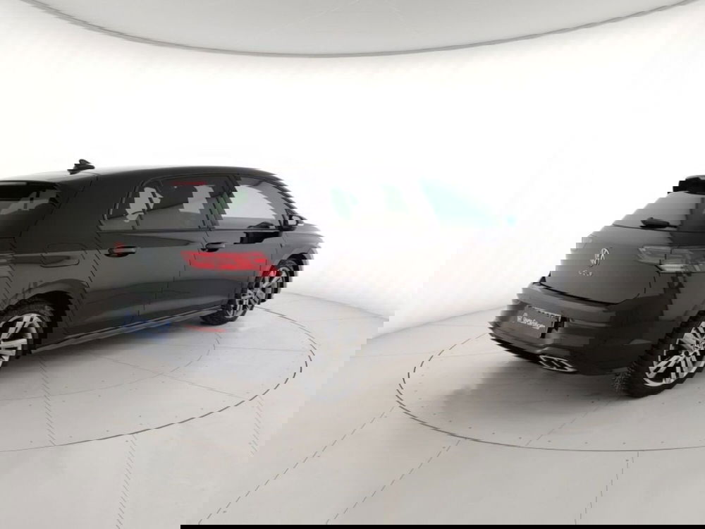 Volkswagen Golf usata a Massa-Carrara (3)