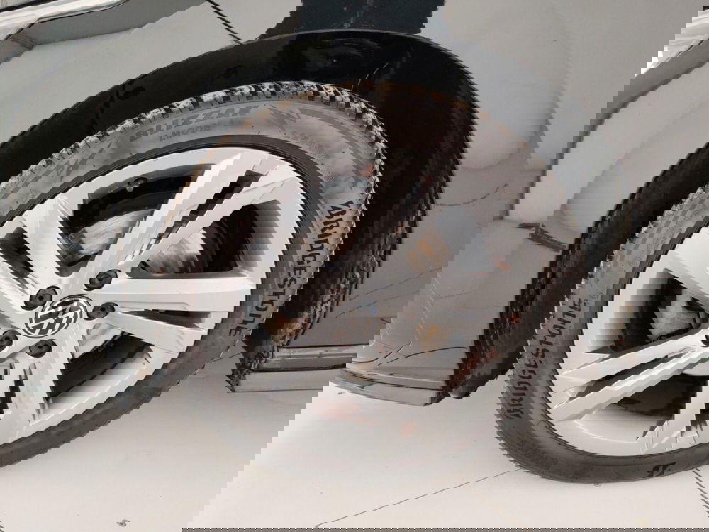 Volkswagen Golf usata a Massa-Carrara (6)