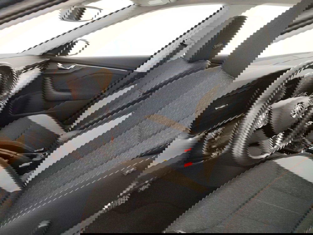 Skoda Kamiq usata a Massa-Carrara (7)