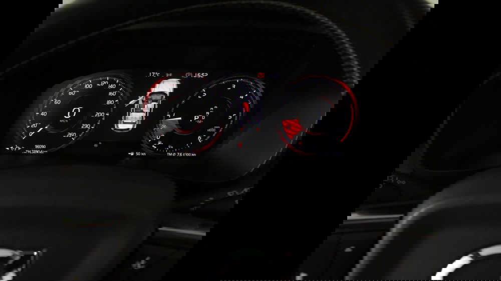 Volvo XC40 usata a Palermo (11)