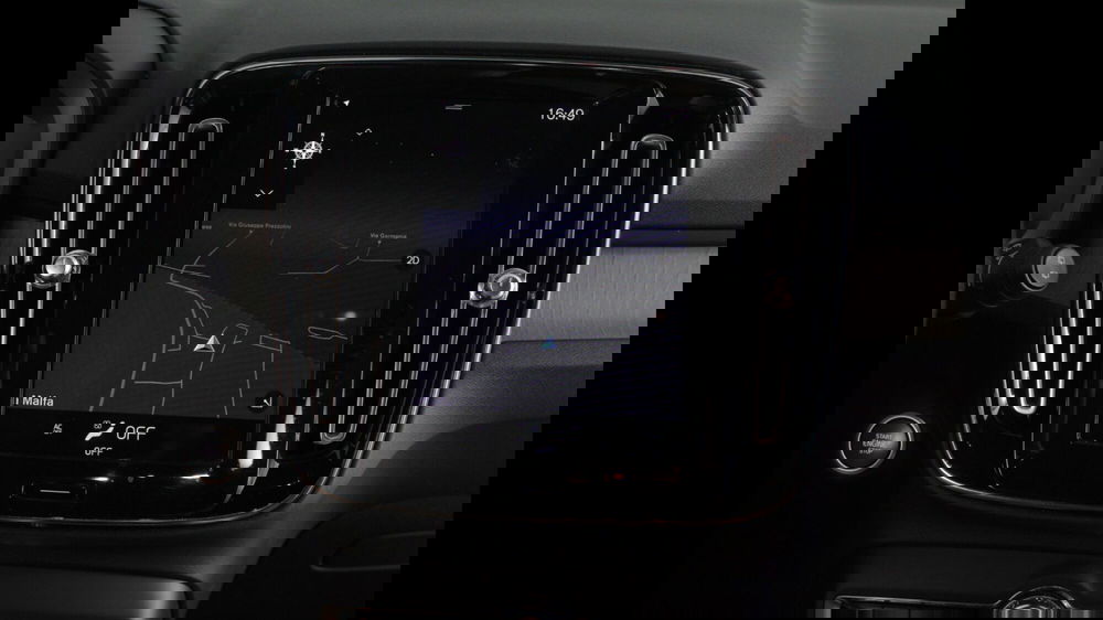 Volvo XC40 usata a Palermo (15)