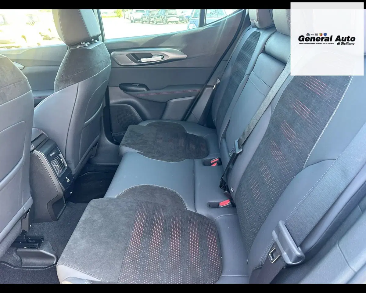 Alfa Romeo Tonale nuova a Lucca (13)