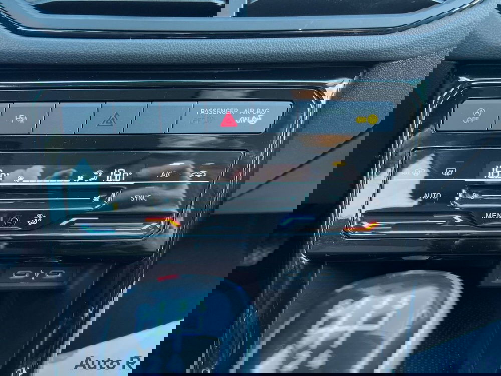 Volkswagen T-Cross usata a Potenza (14)