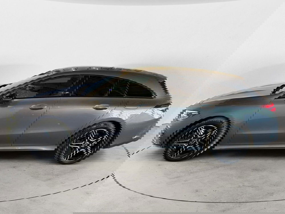 Mercedes-Benz CLA Shooting Brake usata a Monza e Brianza (3)