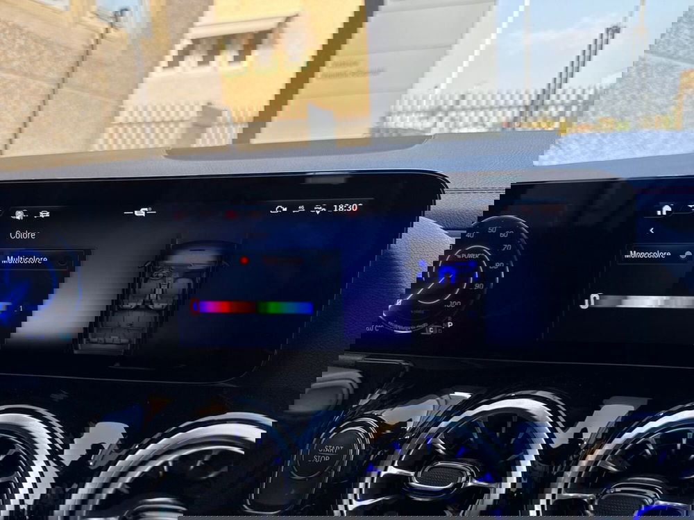 Mercedes-Benz EQA usata a Prato (19)