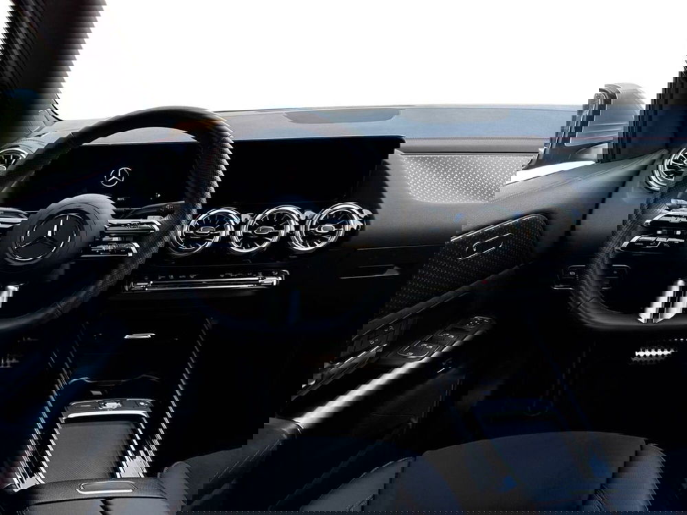 Mercedes-Benz EQA usata a Prato (9)