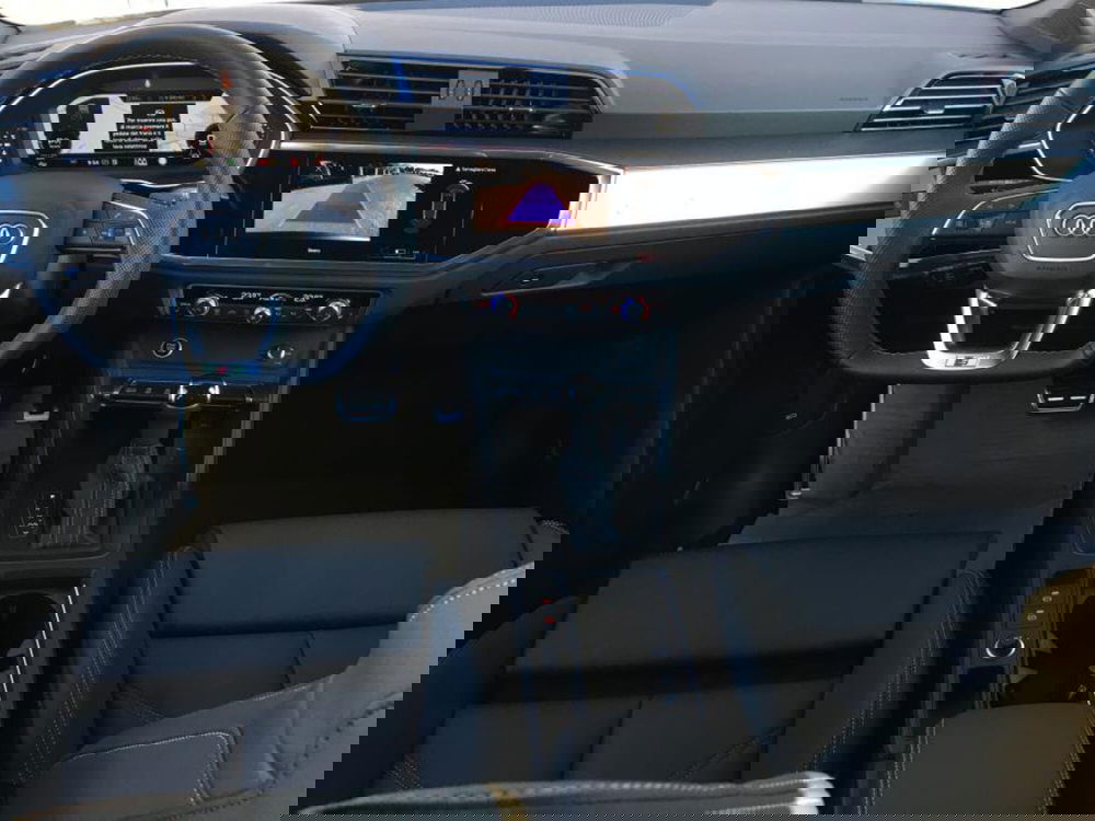 Audi Q3 Sportback nuova a Cuneo (9)