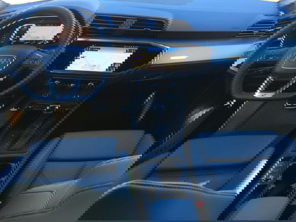 Audi Q3 Sportback nuova a Cuneo (10)