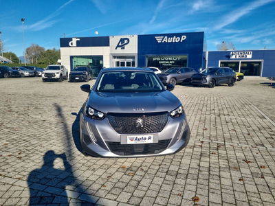 Peugeot 2008 PureTech 130 S&amp;S EAT8 Allure Pack del 2022 usata a Lucca