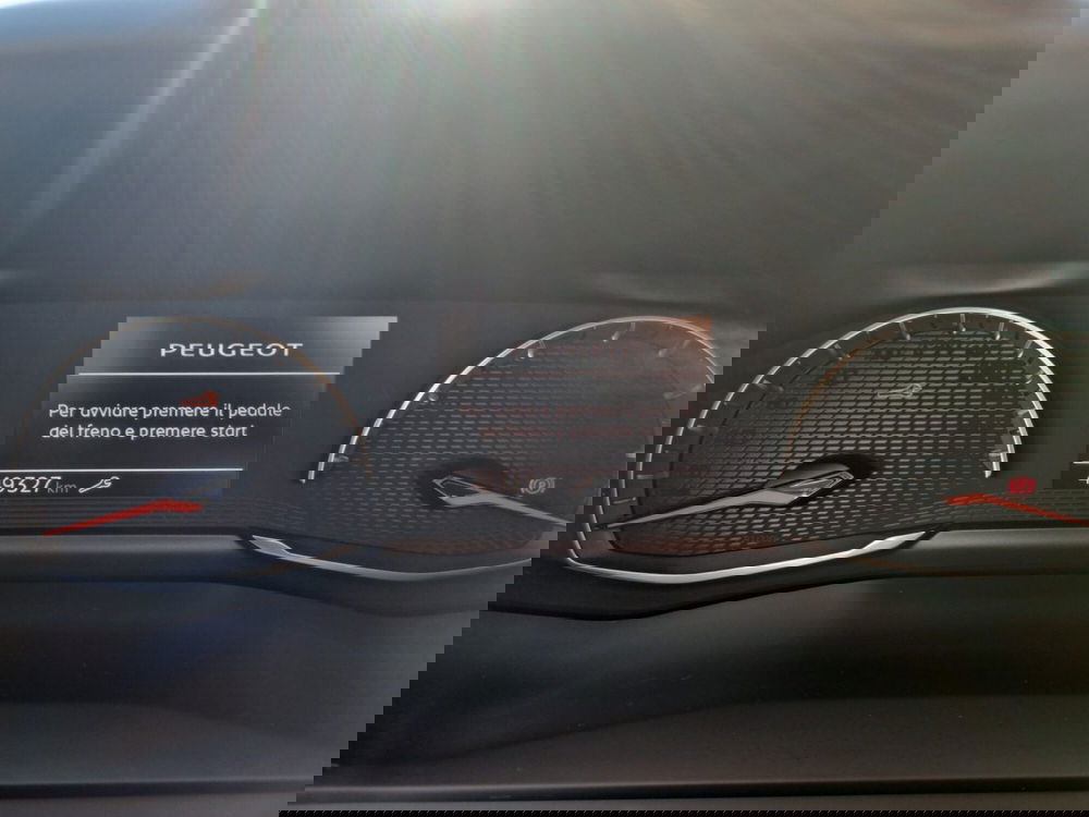 Peugeot 2008 usata a Lucca (8)