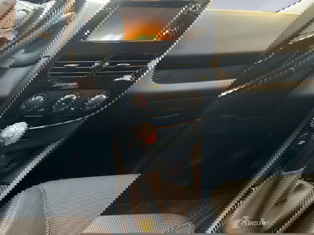 Renault Clio usata a Milano (16)