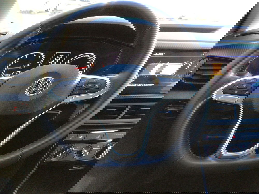 Volkswagen T-Cross usata a Genova (13)