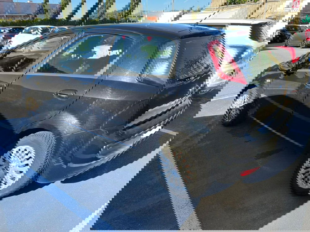 Fiat Punto Evo usata a Lucca (6)