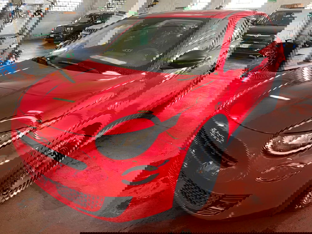 Fiat 600 nuova a Lucca