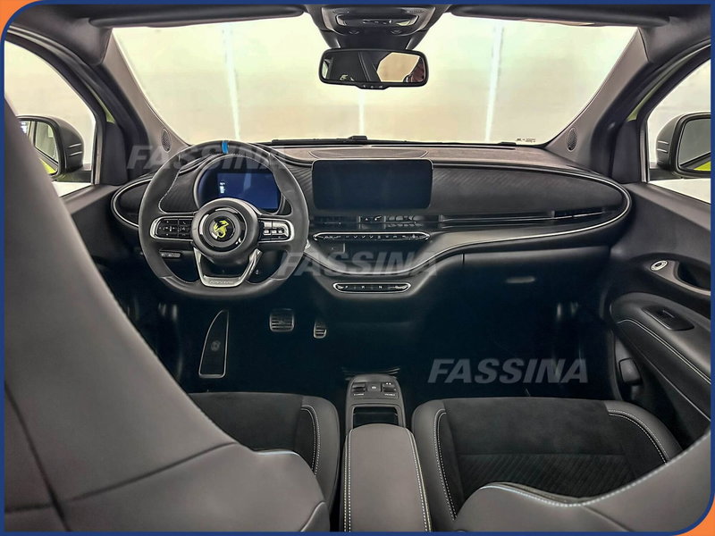 Abarth 500e Cabrio usata a Milano (10)