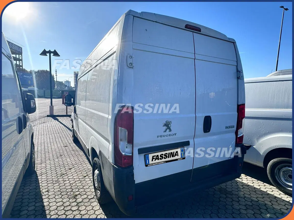 Peugeot Boxer Furgone usata a Milano (4)