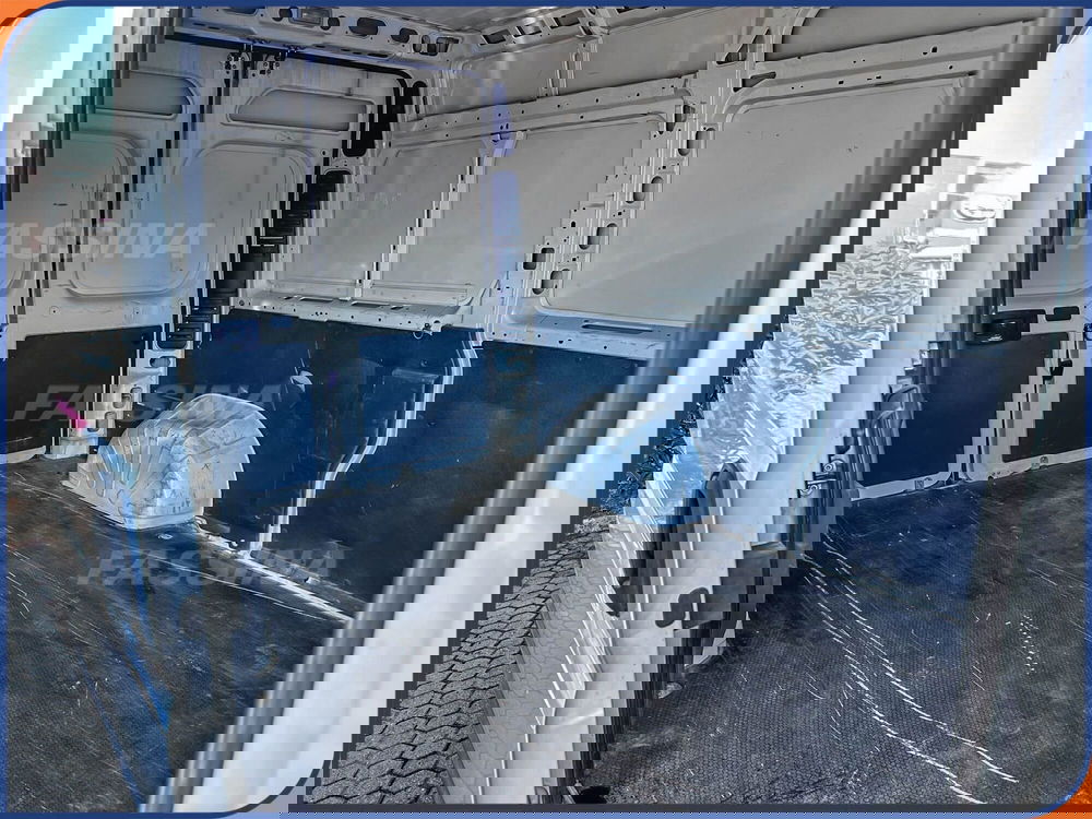 Peugeot Boxer Furgone usata a Milano (9)