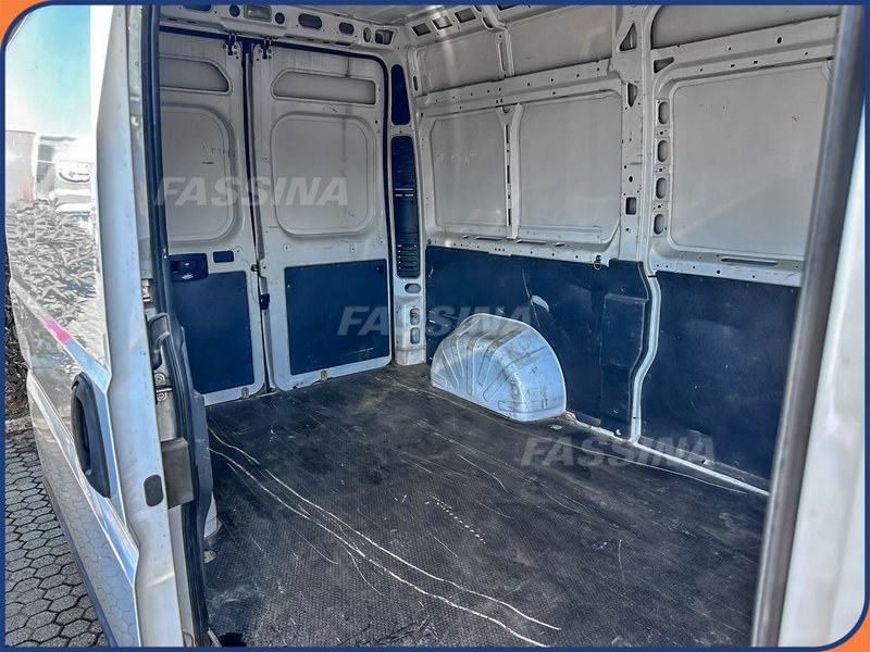 Peugeot Boxer Furgone usata a Milano (9)