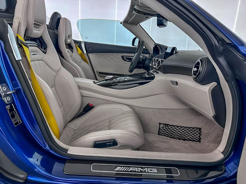 Mercedes-Benz AMG GT R usata a Milano (16)