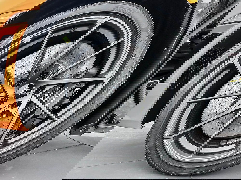 McLaren 750S Coupé nuova a Milano (7)