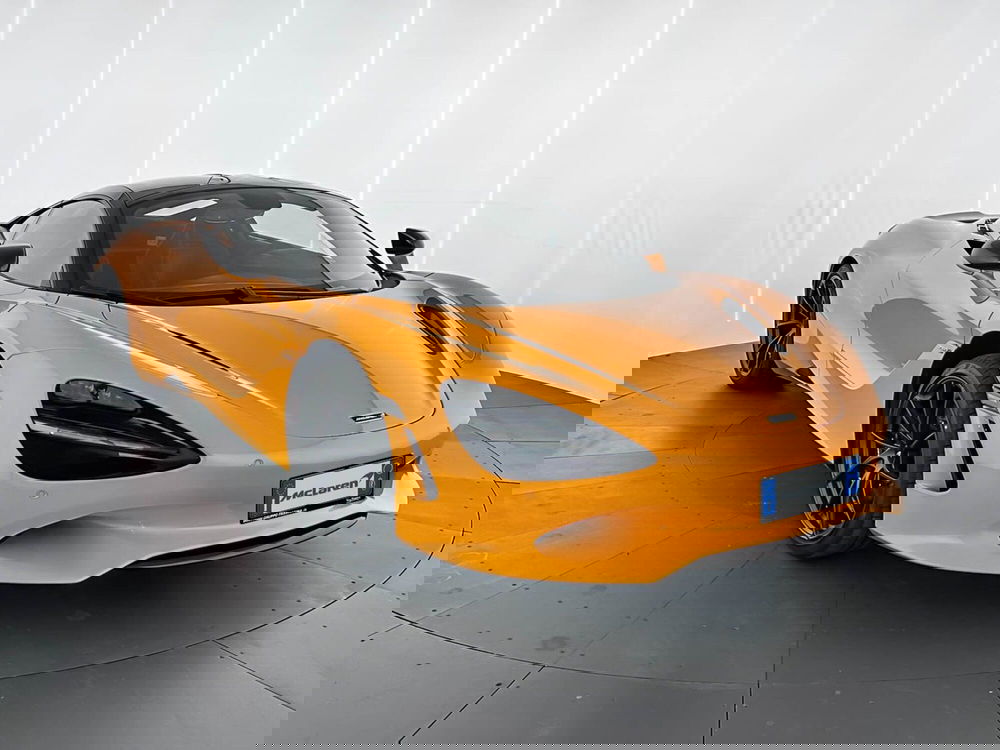McLaren 750S Coupé nuova a Milano