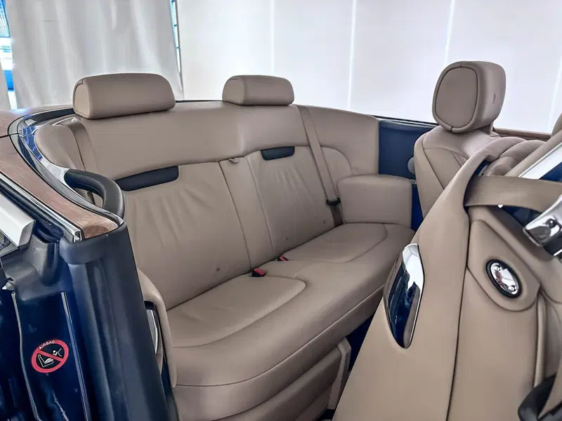 Rolls Royce Phantom usata a Milano (13)