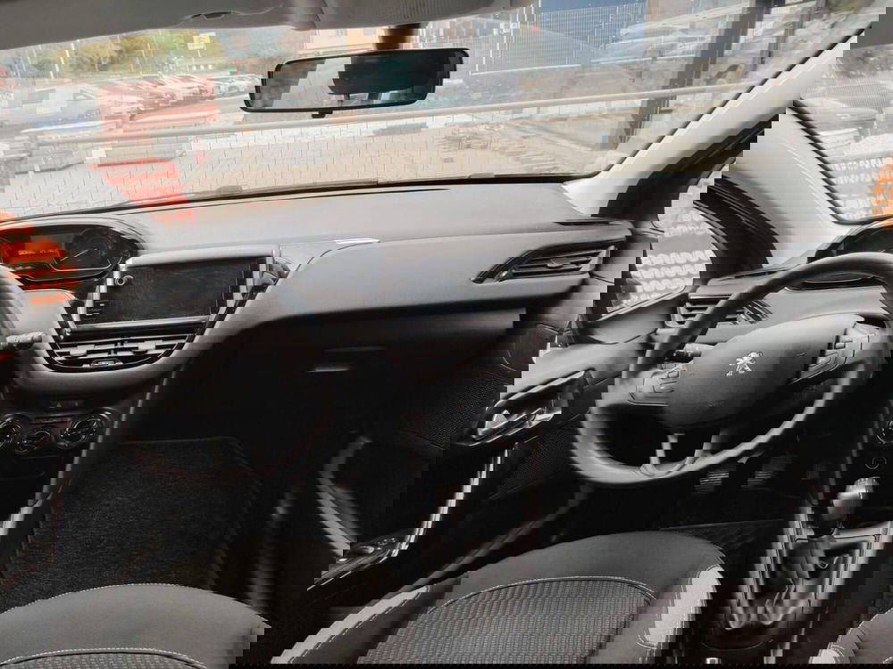 Peugeot 208 usata a Massa-Carrara (6)