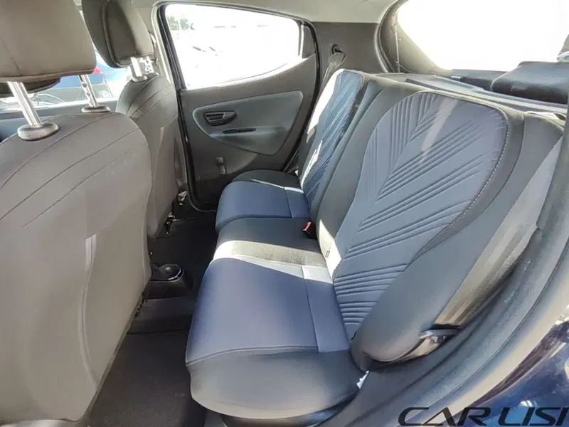 Lancia Ypsilon usata a Foggia (9)