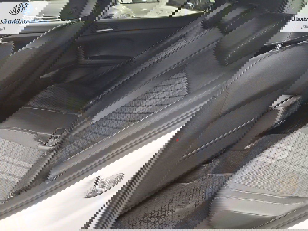 Volkswagen T-Cross usata a Genova (11)