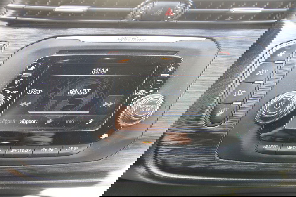 Alfa Romeo Giulietta usata a Catania (10)