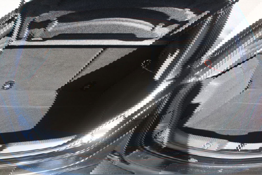 Alfa Romeo Giulietta usata a Catania (19)