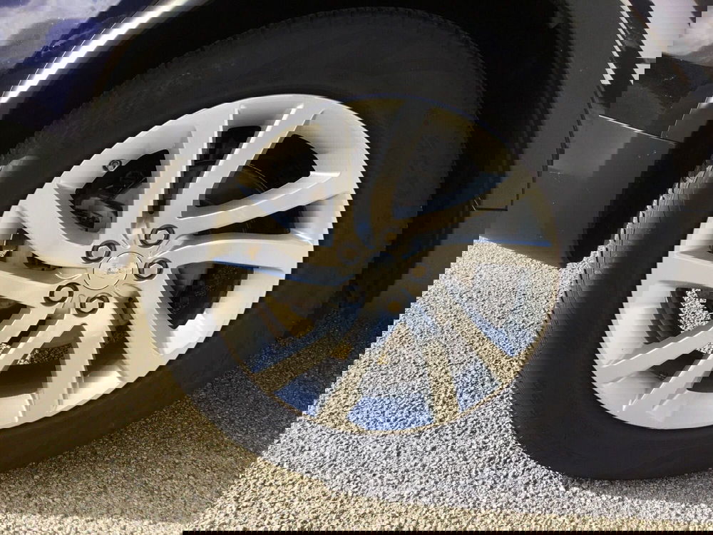 Land Rover Discovery usata a Napoli (9)