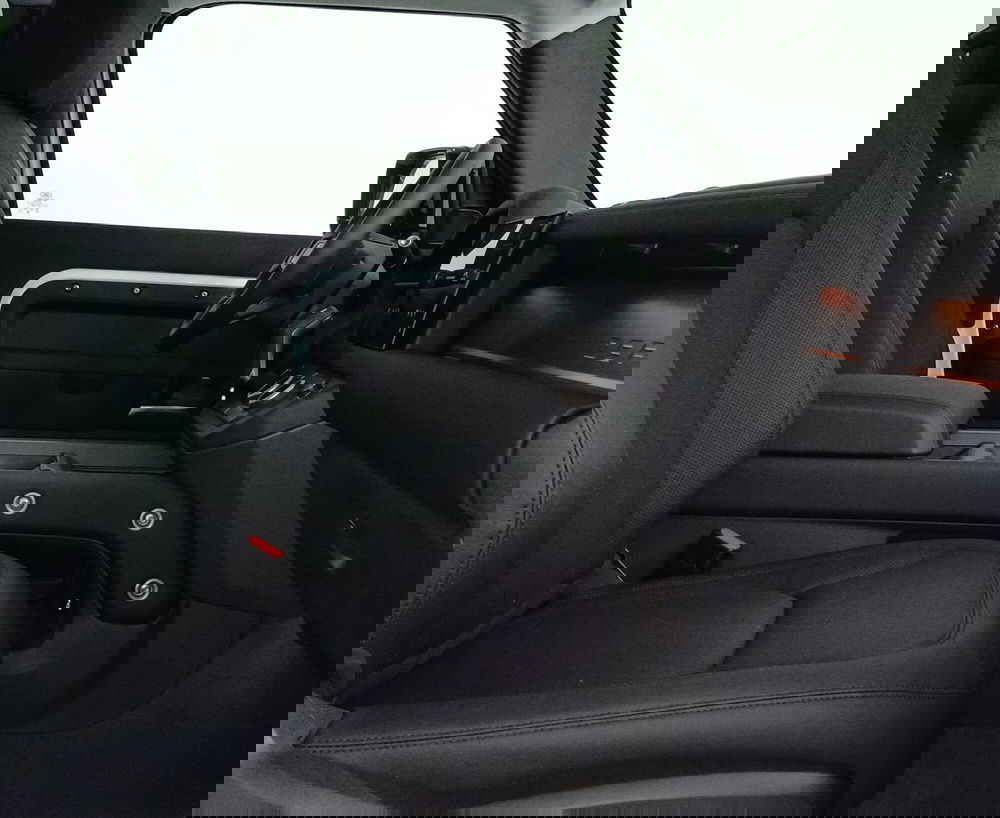 Land Rover Defender usata a Catanzaro (3)