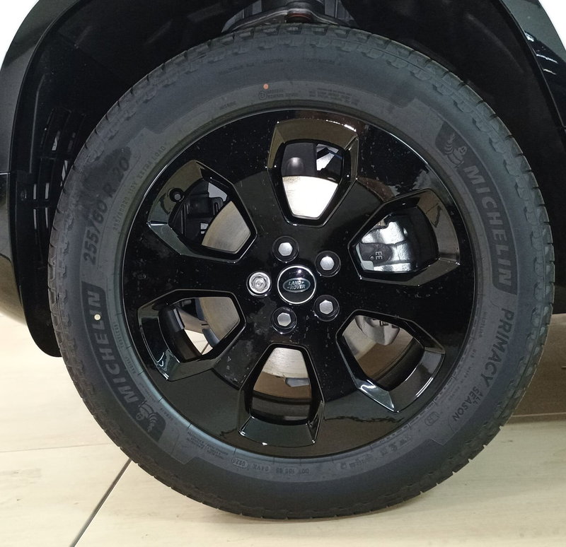 Land Rover Defender usata a Catanzaro (9)