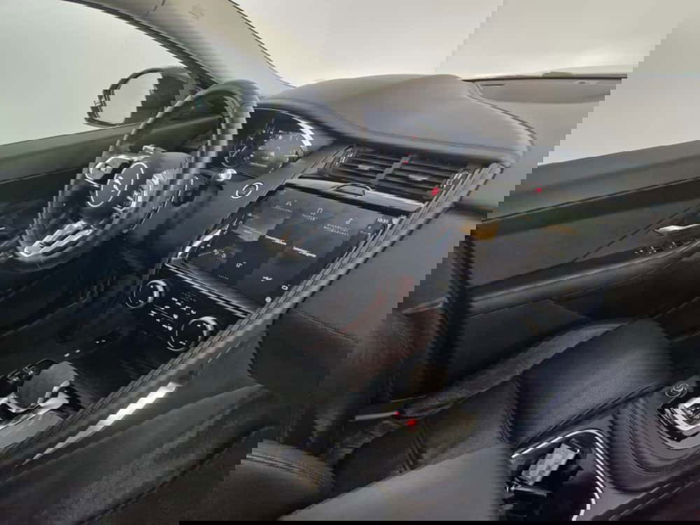 Jaguar E-Pace usata a Modena (11)