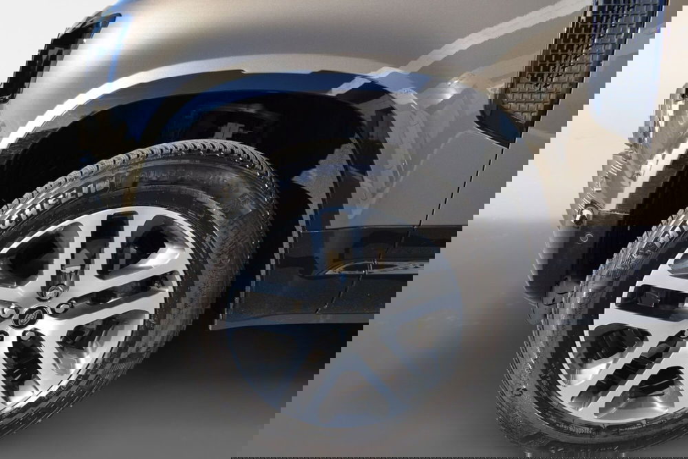 Land Rover Defender usata a Cuneo (9)